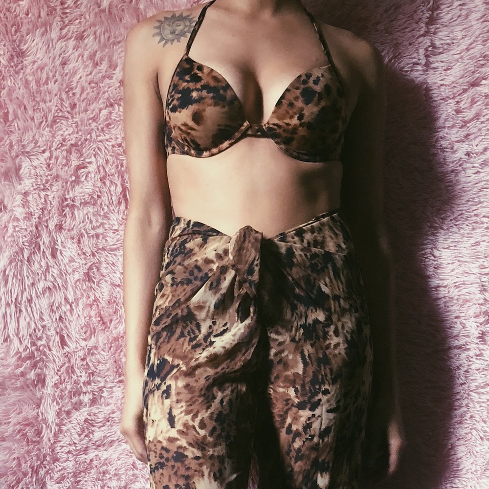 Victoria’s Secret 3 Piece fit